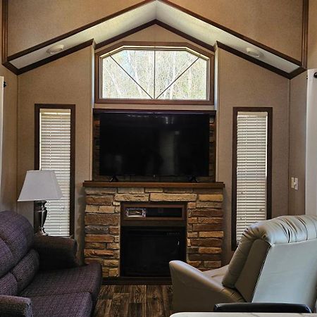 Tiny Home With Hammock Loft Bbq And Yard Phenix City Dış mekan fotoğraf