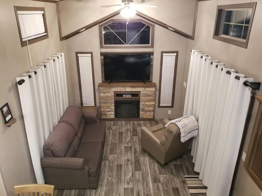 Tiny Home With Hammock Loft Bbq And Yard Phenix City Dış mekan fotoğraf